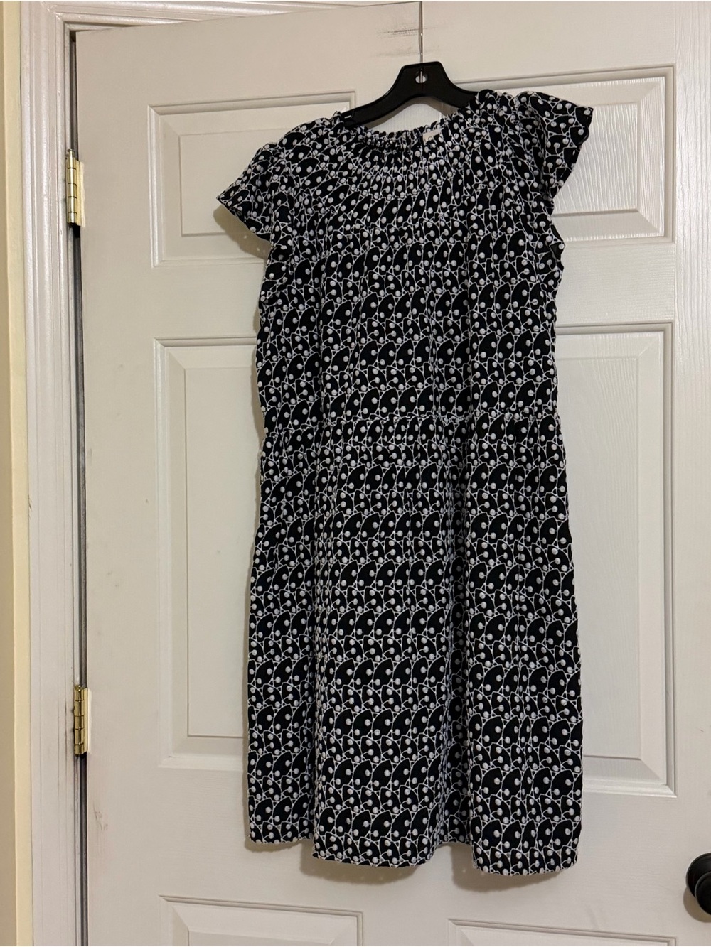 NWT Loft Embroidered Eyelet Smocked Yoke Mini Swing Dress Size LP Large Petite